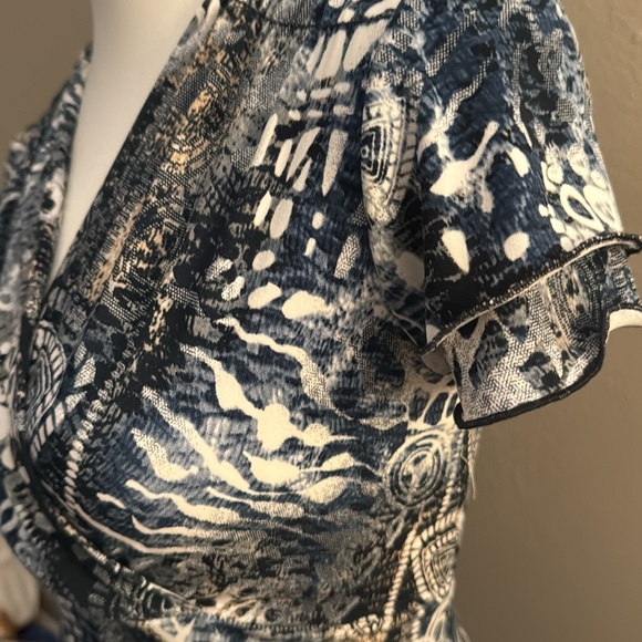 Great condition from boutique:Conrad C Collection XS/TP short sleeve blouse - Picture 3 of 5